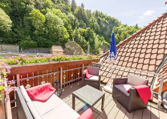 Numero1-pension Und Cafe