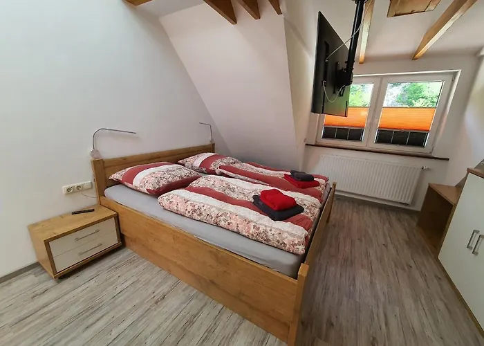 Numero1-pension Und Cafe ゲストハウス 3*