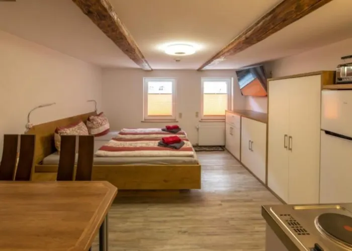 Numero1-pension Und Cafe ゲストハウス